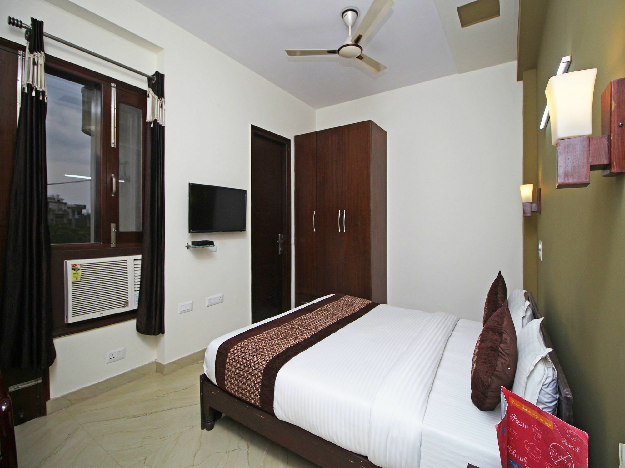 Fabhotel Mannat Residency Sec 52 Gurgáon Kültér fotó