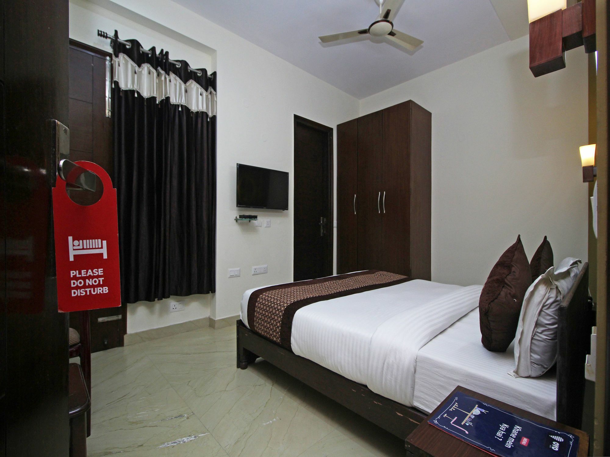 Fabhotel Mannat Residency Sec 52 Gurgáon Kültér fotó